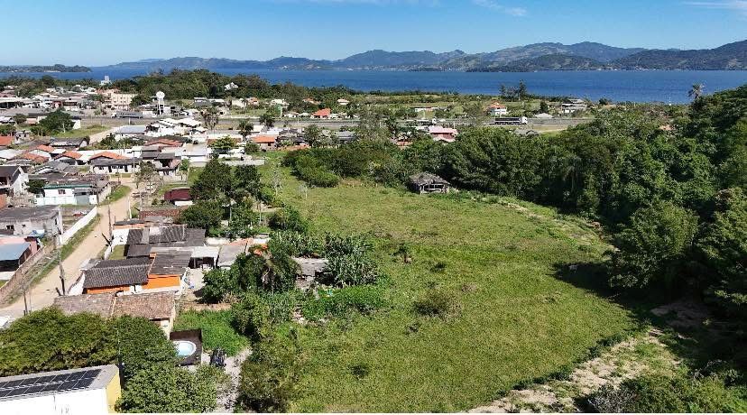 Terreno - Venda - Vila Santo Ant�nio - Imbituba - SC