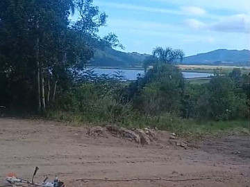 VISTA PARA A LAGOA + A�UDE NO TERRENO
