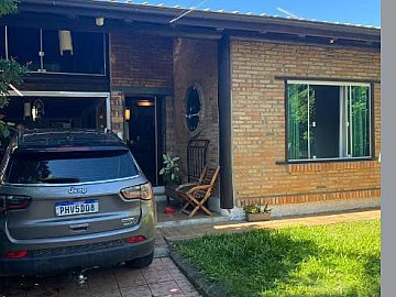 CASA + SALA COMERCIAL NA RIBANCEIRA
