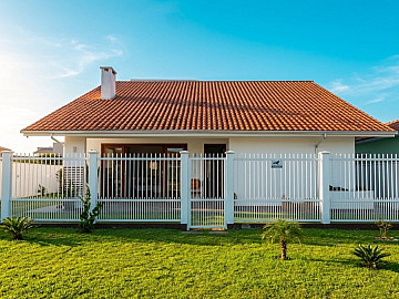 CASA ALTO PADR�O|ESCRITURADA E AVERBADA|300M PRAIA ITAPIRUBA