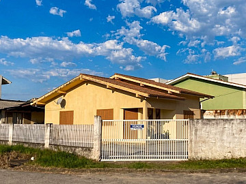 CASA 2 DORMITORIOS COM ED�CULA E ESCRITURA P�BLICA| IMBITUBA