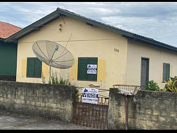 EXCELENTE OPORTUNIDADE NO BAIRRO SAGRADA FAM�LIA IMBITUBA-SC